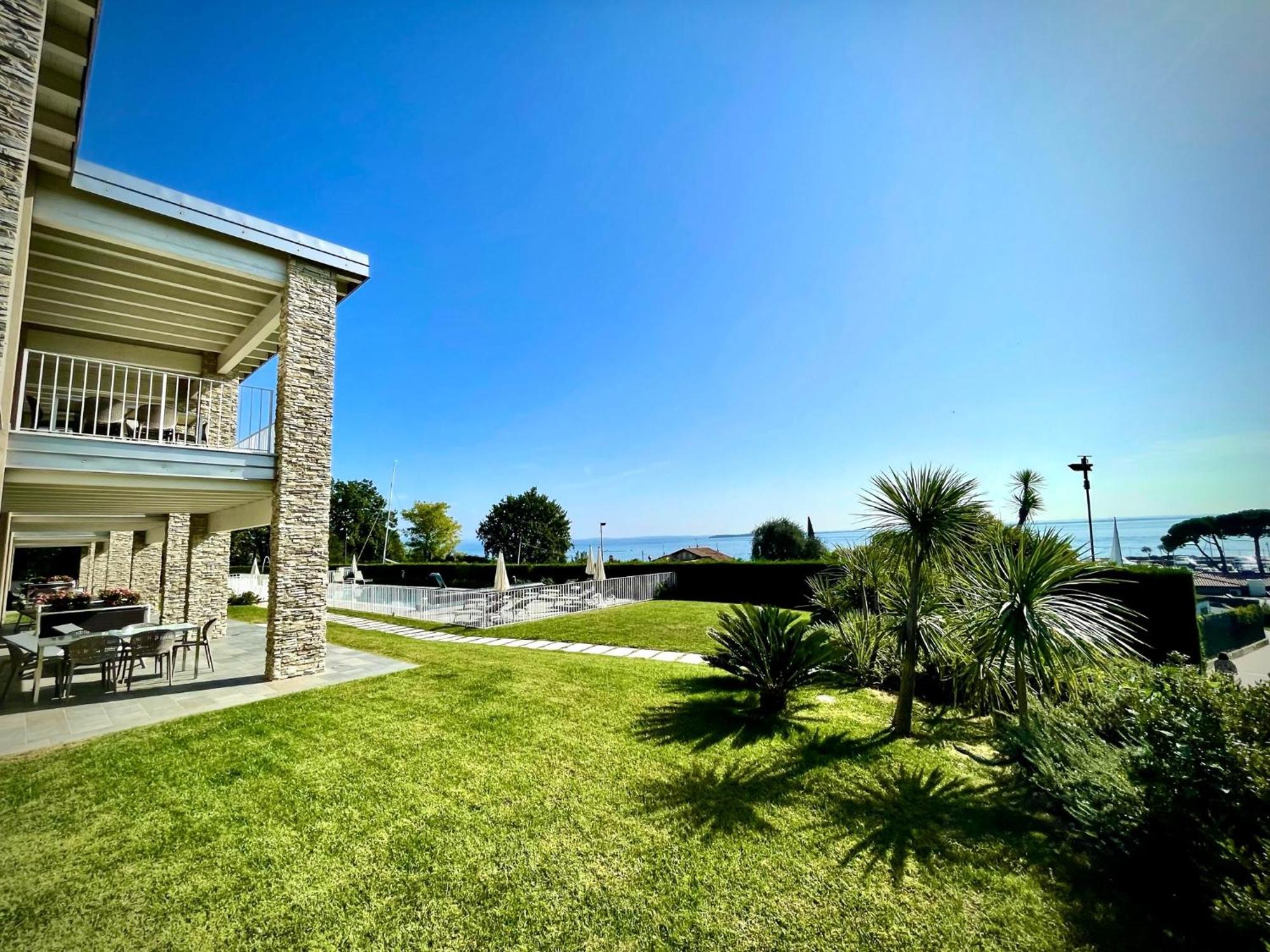 Aparthotel La Giolosa Gardapartments